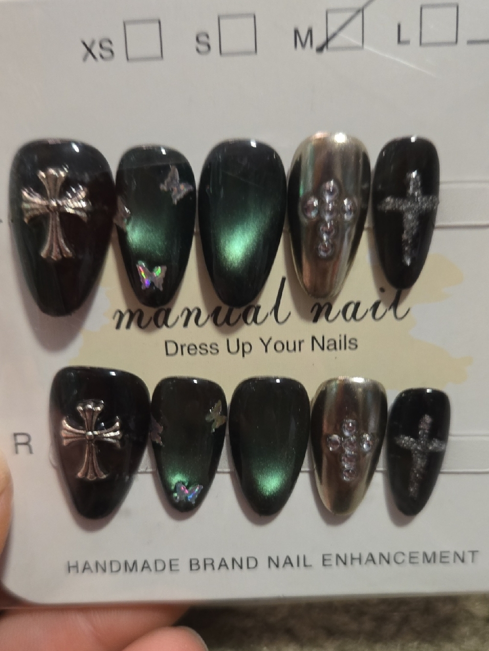 Chameleon Green & Black Cross Accent Press-On Nails